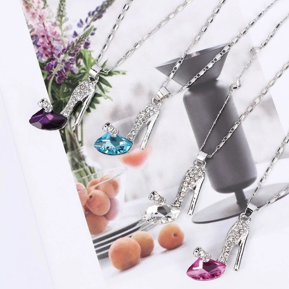 (Last 1) Austrian Crystal Necklace with Swarovski - Picture 3 of 5
